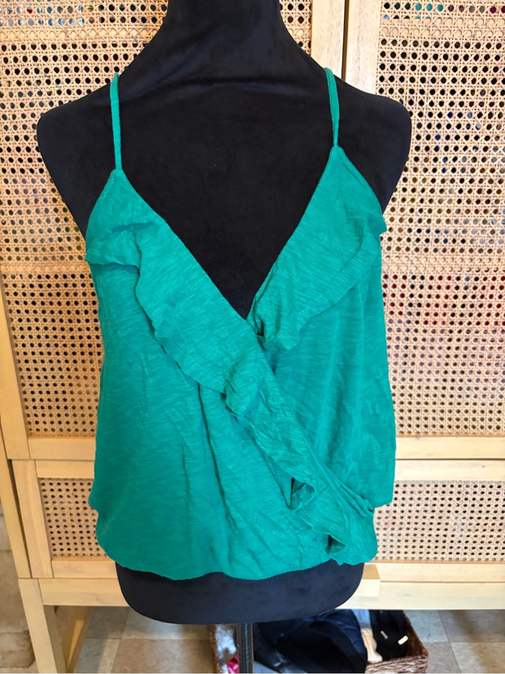 Express One Eleven Green Wrap Cami Tank Top Ruffle Sleeveless Women’s M